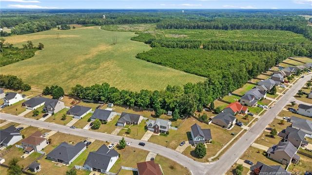 128 Crestwood Lane, Raeford, NC 28376