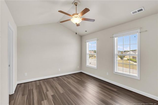 128 Crestwood Lane, Raeford, NC 28376