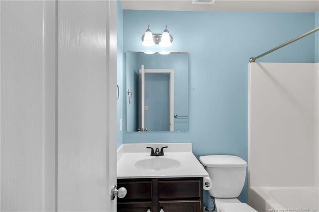 128 Crestwood Lane, Raeford, NC 28376