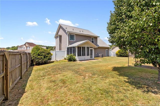 128 Crestwood Lane, Raeford, NC 28376