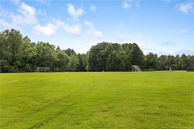 128 Crestwood Lane, Raeford, NC 28376