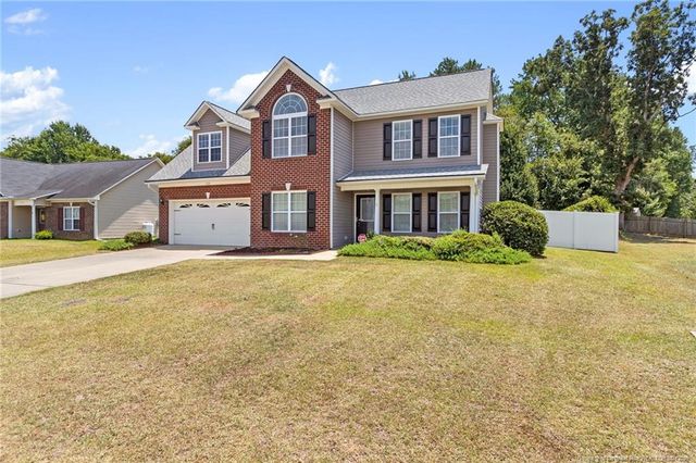 128 Crestwood Lane, Raeford, NC 28376
