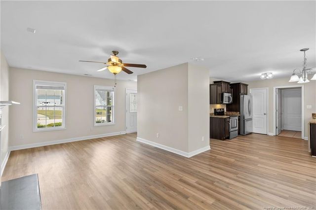 128 Crestwood Lane, Raeford, NC 28376
