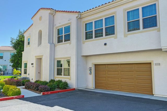 5301 E Commerce Way #36103, Sacramento, CA 95835