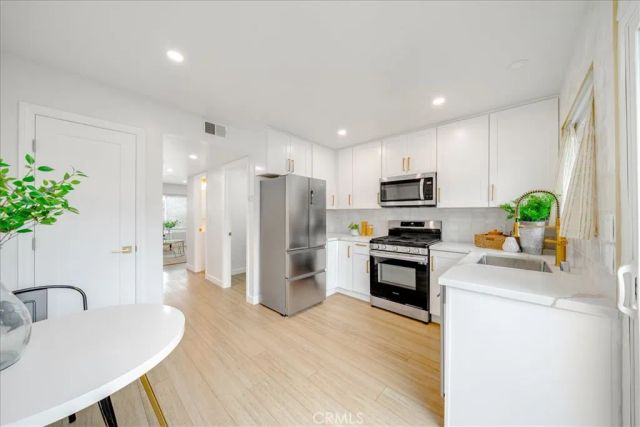 2525 Jefferson Street B, Carlsbad, CA 92008