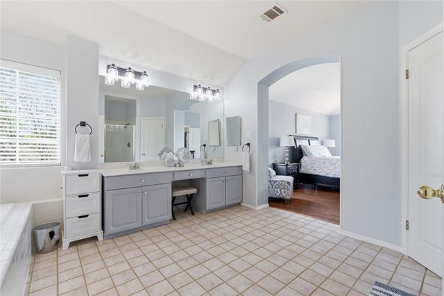 10013 Majorca DR, Austin, TX 78717