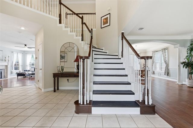 10013 Majorca DR, Austin, TX 78717