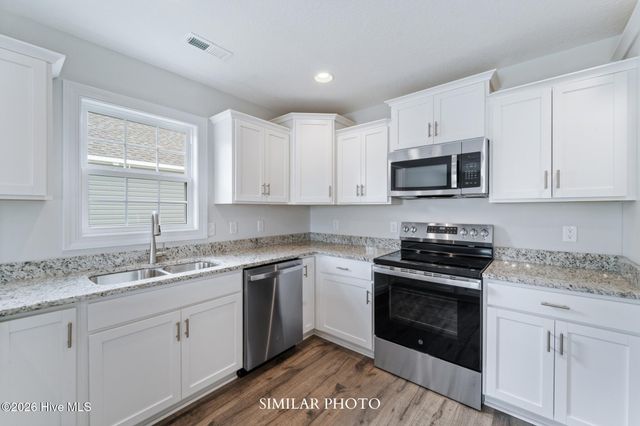 715 Gulley Lane, Jacksonville, NC 28546