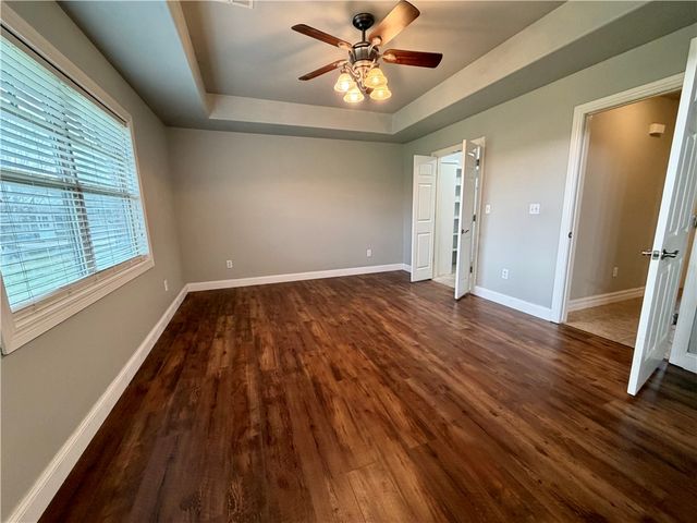 2003 Estates Drive, Grove, OK 74344
