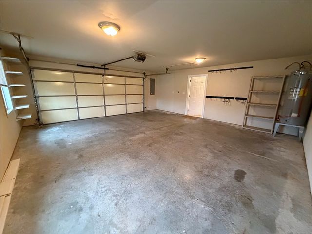2003 Estates Drive, Grove, OK 74344