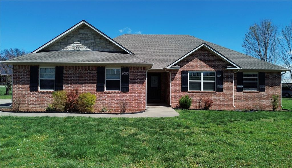 2003 Estates Drive, Grove, OK 74344