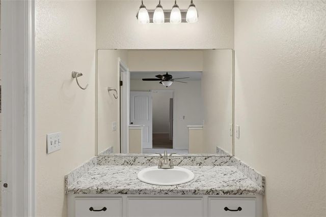 1812 Cimarron Trail, Choctaw, OK 73020