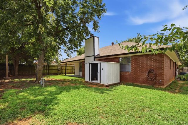 1812 Cimarron Trail, Choctaw, OK 73020