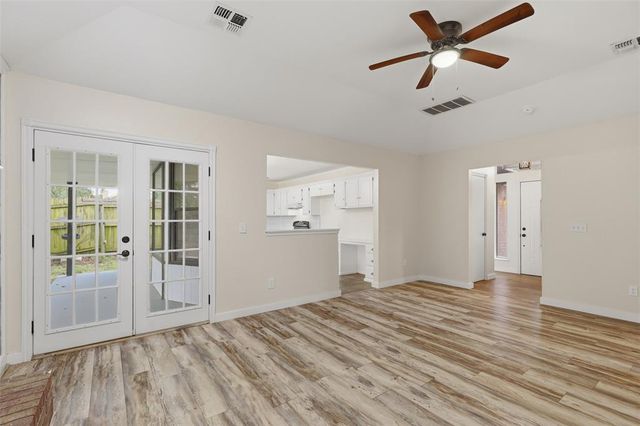 1812 Cimarron Trail, Choctaw, OK 73020