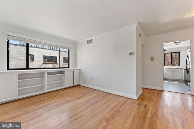 3827 Davis Pl NW Apt 5, Washington, DC 20007