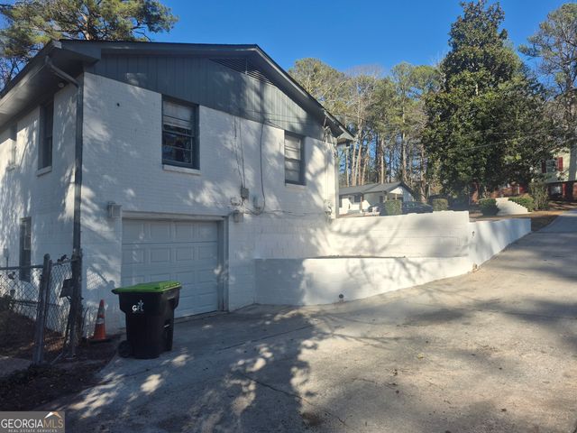 5325 Joan Of Arc Place, Atlanta, GA 30349