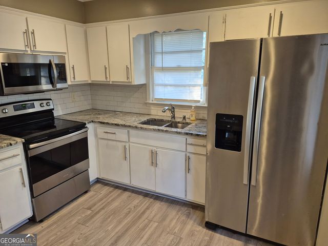 5325 Joan Of Arc Place, Atlanta, GA 30349