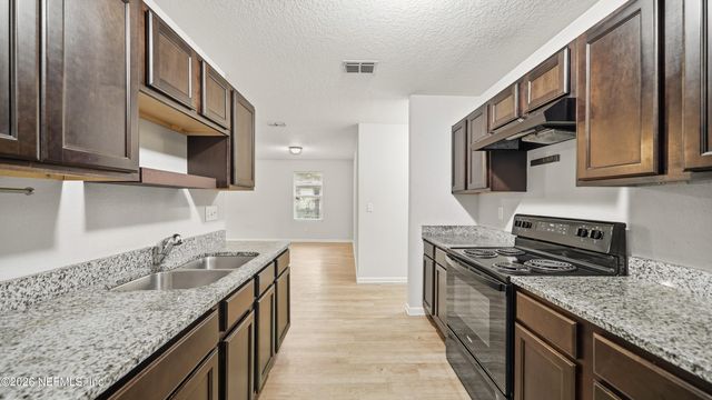 2355 JAYSON Avenue, Jacksonville, FL 32208