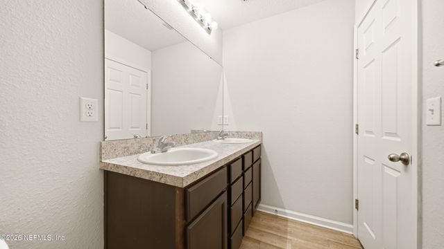 2355 JAYSON Avenue, Jacksonville, FL 32208