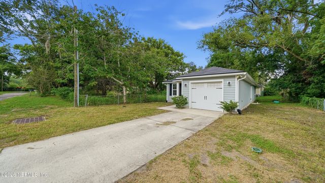 2355 JAYSON Avenue, Jacksonville, FL 32208