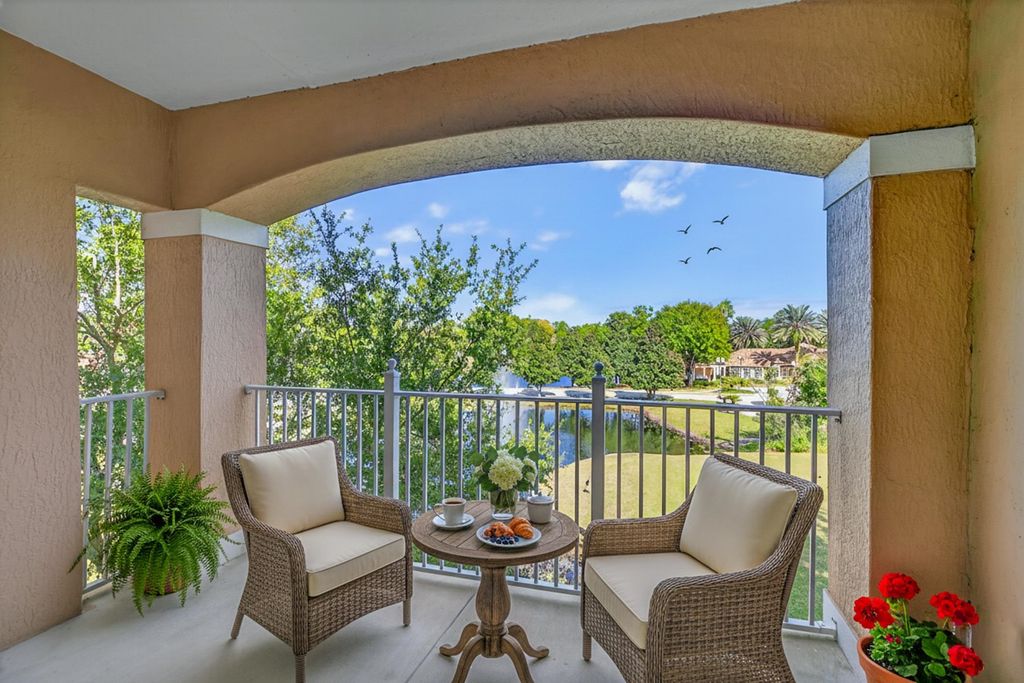 625 Fairway Dr 302, St Augustine, FL 32084