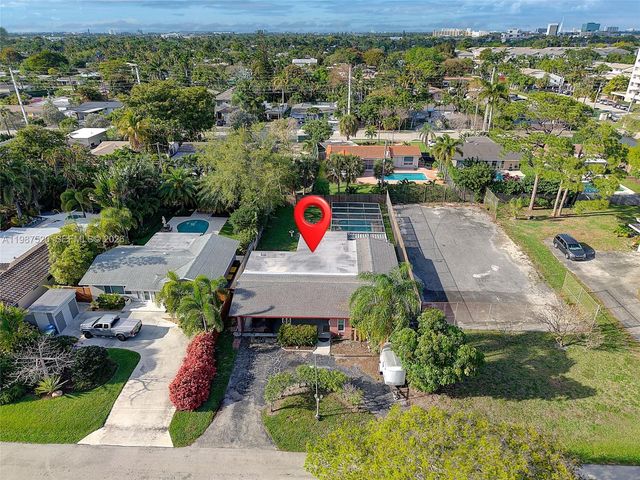 1761 NE 37th St, Oakland Park, FL 33334