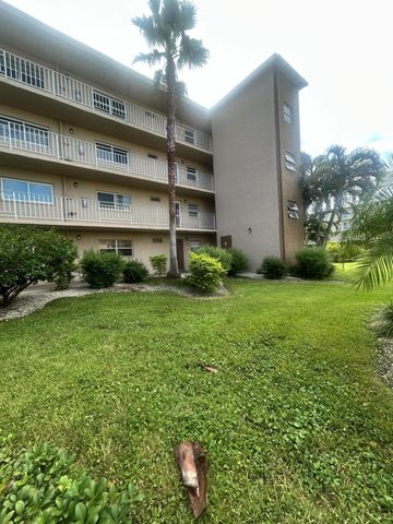 300 NE 26th Avenue 113, Boynton Beach, FL 33435
