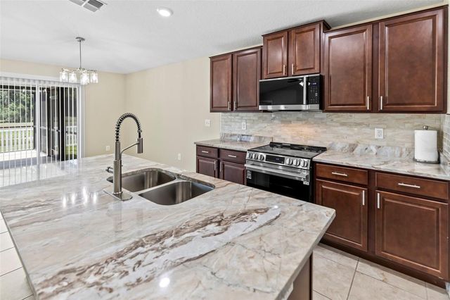 10633 STANDING STONE DRIVE, Wimauma, FL 33598