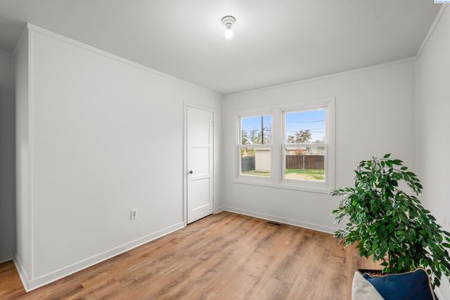 417 Douglass Ave., Richland, WA 99352