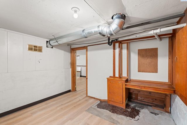 417 Douglass Ave., Richland, WA 99352