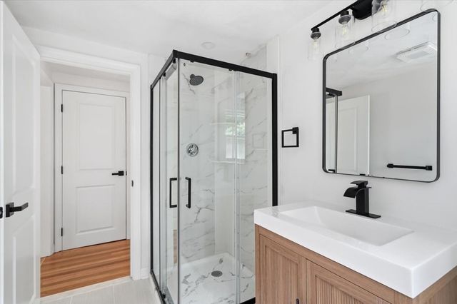 37 Orchard Dr, Pembroke, MA 02359