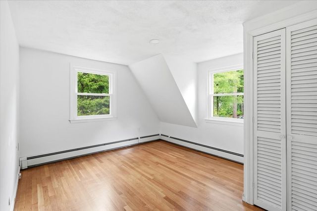 37 Orchard Dr, Pembroke, MA 02359