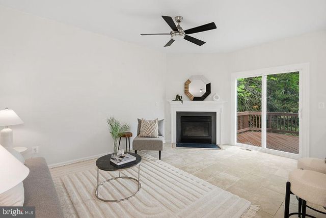 4172 VERNOY HILLS RD, Fairfax, VA 22033
