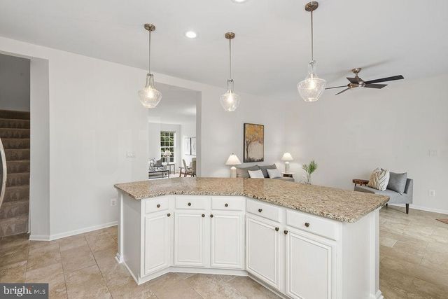 4172 VERNOY HILLS RD, Fairfax, VA 22033