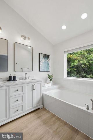 4172 VERNOY HILLS RD, Fairfax, VA 22033