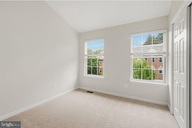 4172 VERNOY HILLS RD, Fairfax, VA 22033