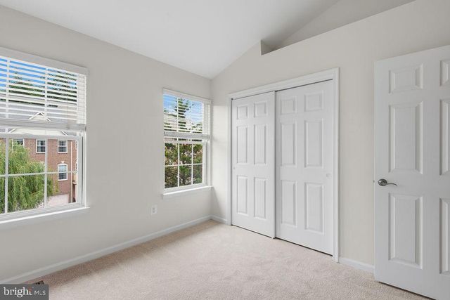 4172 VERNOY HILLS RD, Fairfax, VA 22033