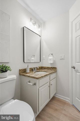 4172 VERNOY HILLS RD, Fairfax, VA 22033