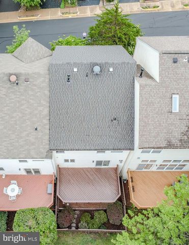 4172 VERNOY HILLS RD, Fairfax, VA 22033