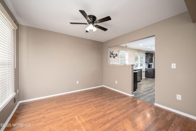 233 Cloverdale Drive, Lakewood, NJ 08701