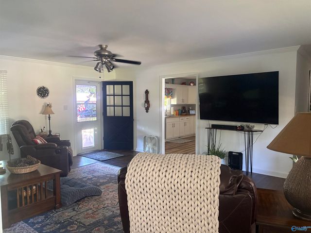460 Brooks Church Road, Hazel Green, AL 35750