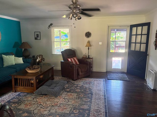 460 Brooks Church Road, Hazel Green, AL 35750