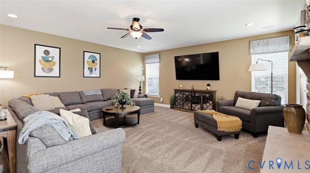15807 Walkers Chase, Moseley, VA 23120