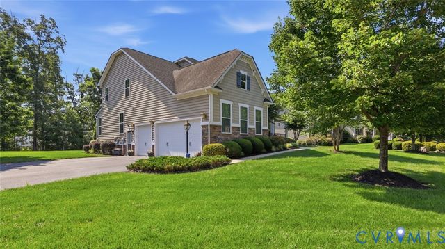 15807 Walkers Chase, Moseley, VA 23120