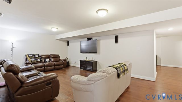 15807 Walkers Chase, Moseley, VA 23120