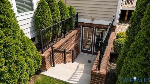 15807 Walkers Chase, Moseley, VA 23120