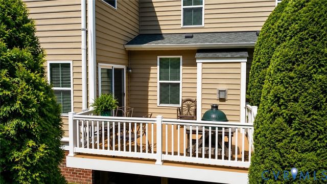 15807 Walkers Chase, Moseley, VA 23120
