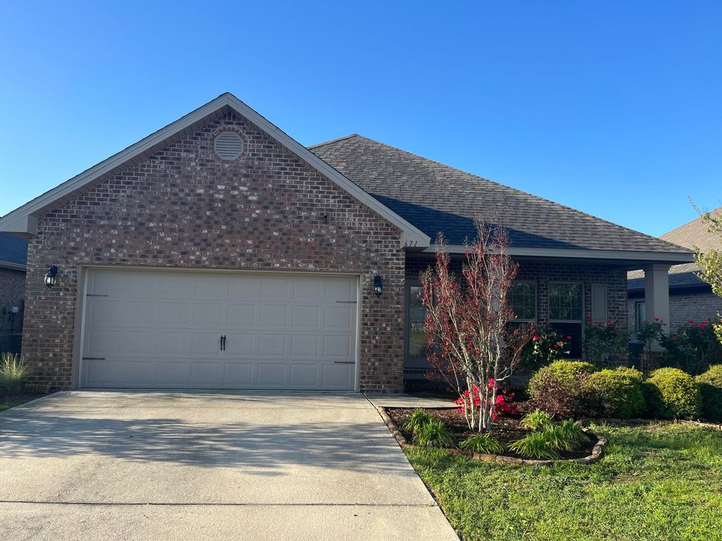 671 Teal Street, Crestview, FL 32539