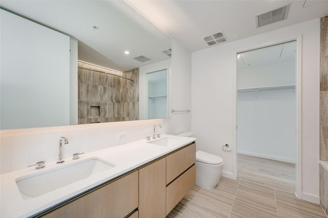 313 W 17th ST 1806, Austin, TX 78701