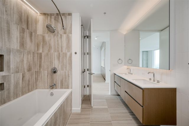 313 W 17th ST 1806, Austin, TX 78701
